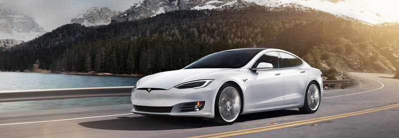 Illustration for article titled Porsche made a Panamera with a Battery, great.
